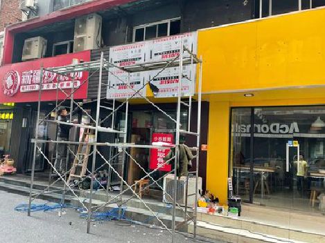 道县制作广告招牌如何避免它发黄？